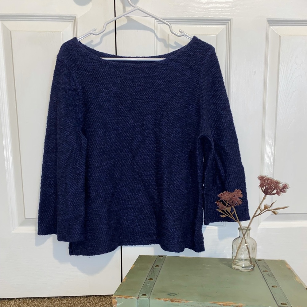 Medium Old Navy sweater.